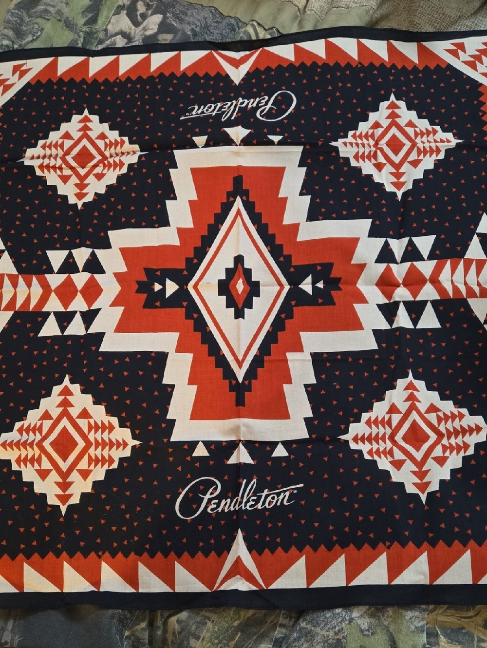 Pendleton Red Black Cream Southwestern Geometric.            24" x 24 " Bandana